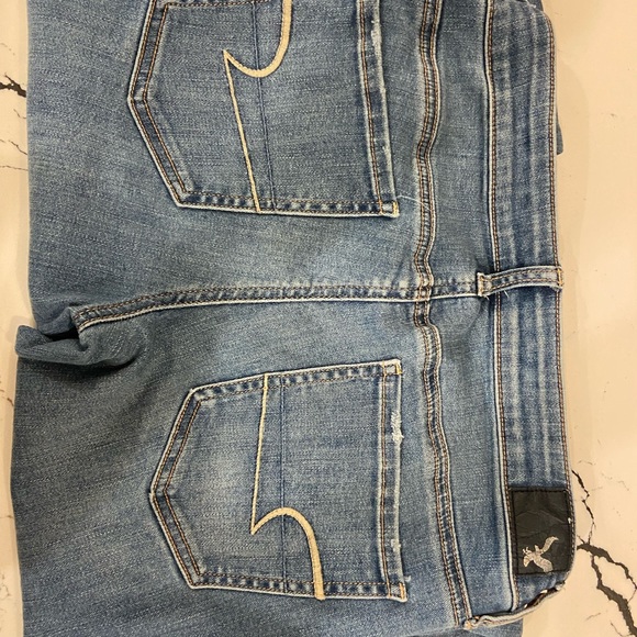 American Eagle - Picture 3 of 5